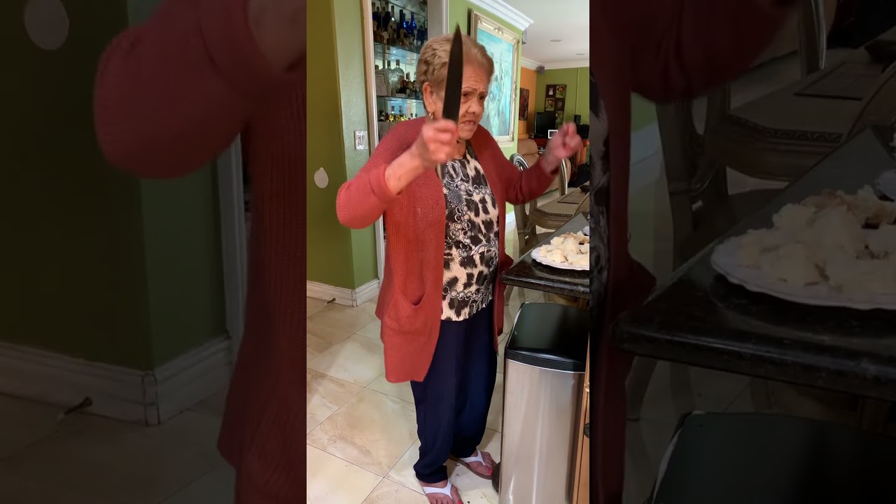 Cuando la niña linda en pesaba a decir unas palabritas 😂😂😂😂🌼🌺🌸♥️💐año 2018