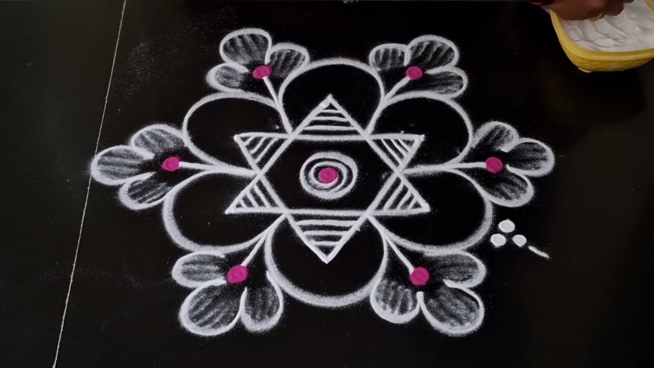 Daily use rangoli design//simple side border rangoli design 