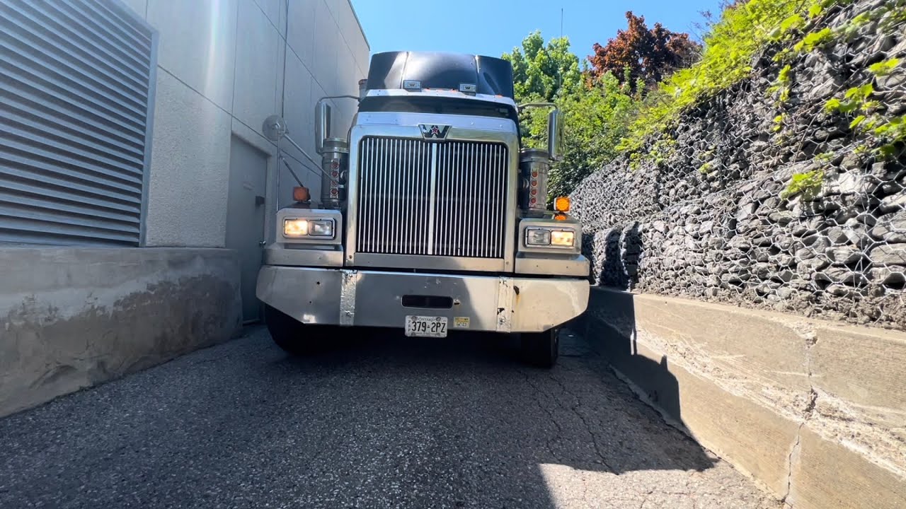 small place, tight entrance with Western Star 4900SF