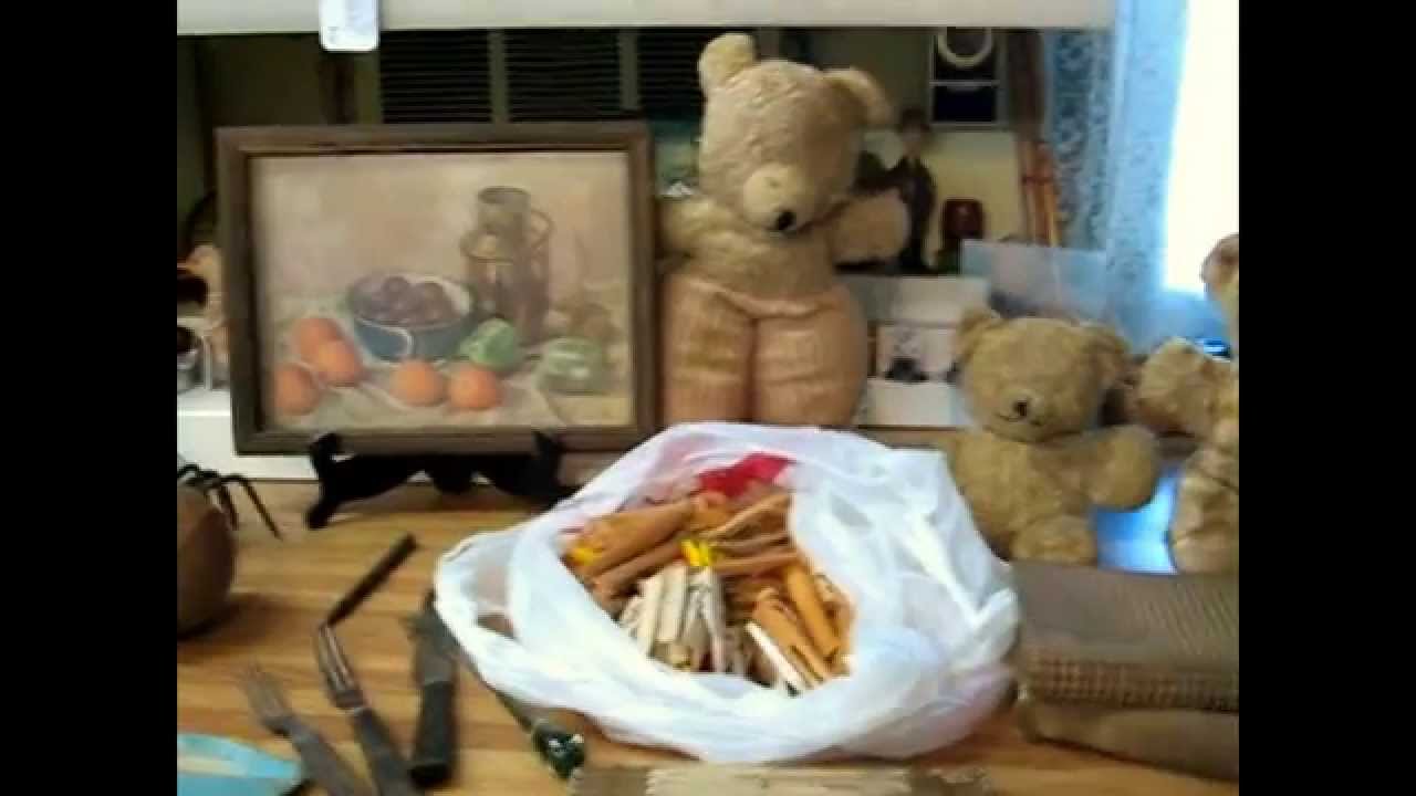 Deanna Moyers of Vintage Touch #16 Antique Haul Video