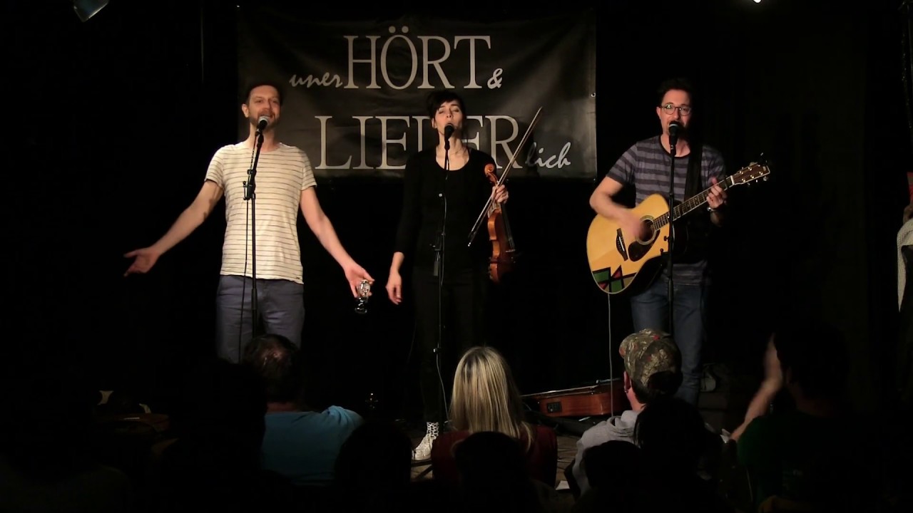 Schnaps im Silbersee: Klarkommen - live im Club Voltaire
