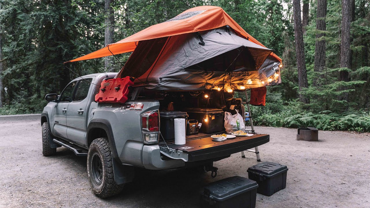 Rooftop Tent Camping in Tofino, BC // Exploring the beaches & the food