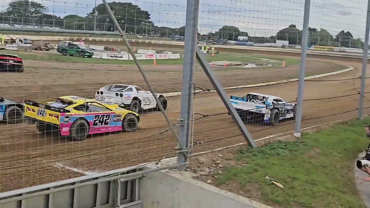 17/01/2026 - 23s Saloon NZ GP Waikaraka Park - Heat 1