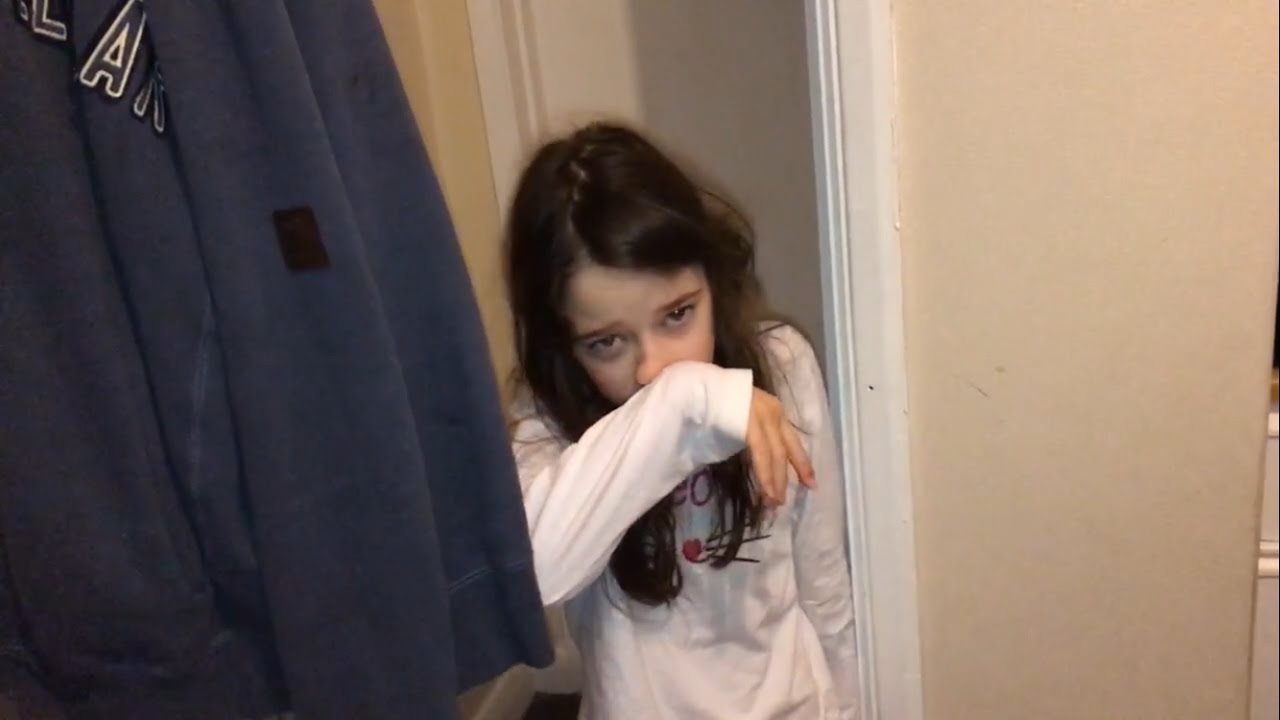 A not so happy Sophie [Vlog #1169]