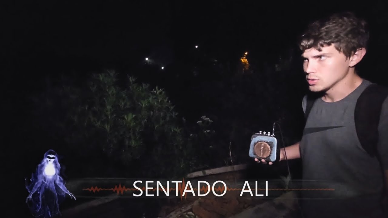 UMA FAMÍLIA TODA ALI VAGANDO EM RUÍNAS DE SUA CASA!