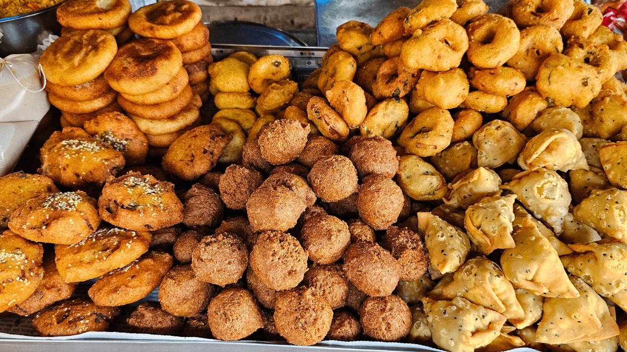 Famous Anna Tiffin Stall In Bhubaneswar | Street Food Breakfast Rs. 30/- Only | Indian Street Food