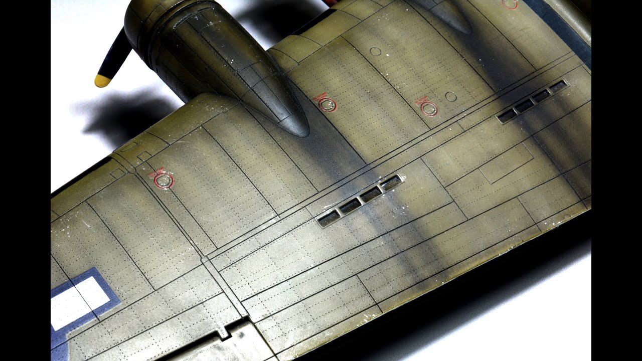 Boeing B-17G flying fortress Revell 1:72 Step by Step - Part 1