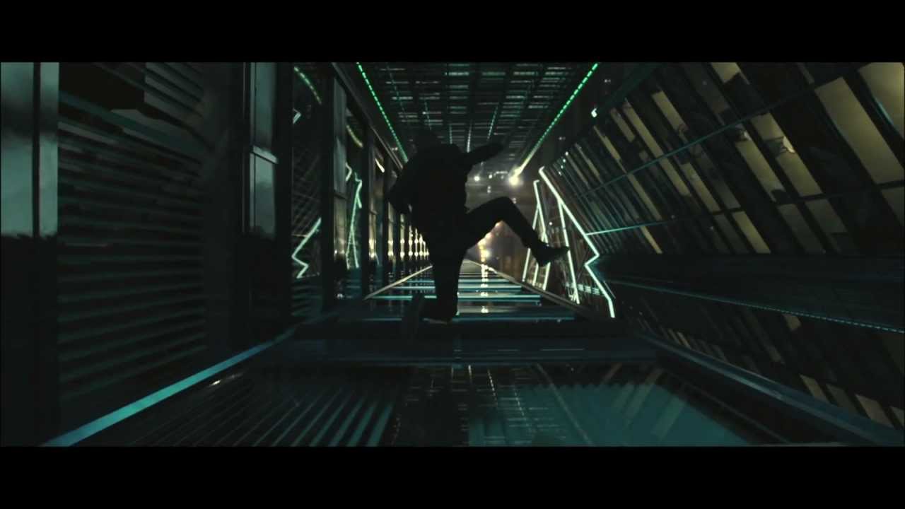 SKYFALL 