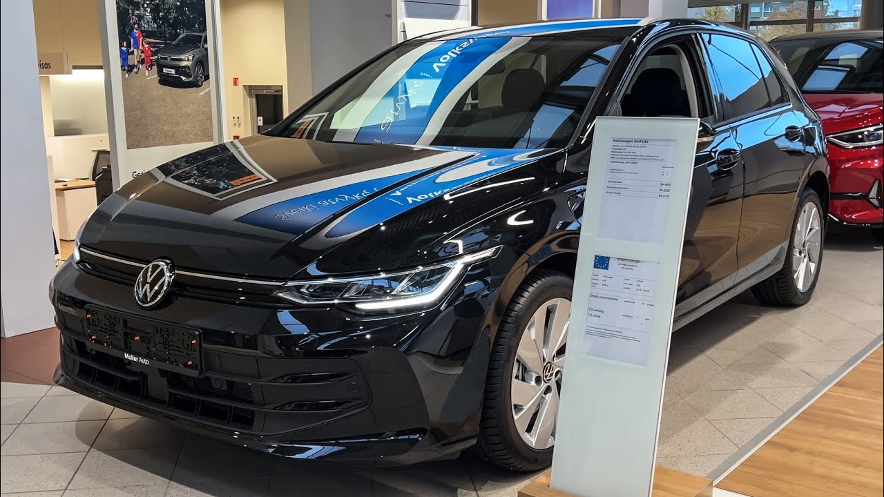 2025 Volkswagen Golf Life - Exterior and Interior Walkaround