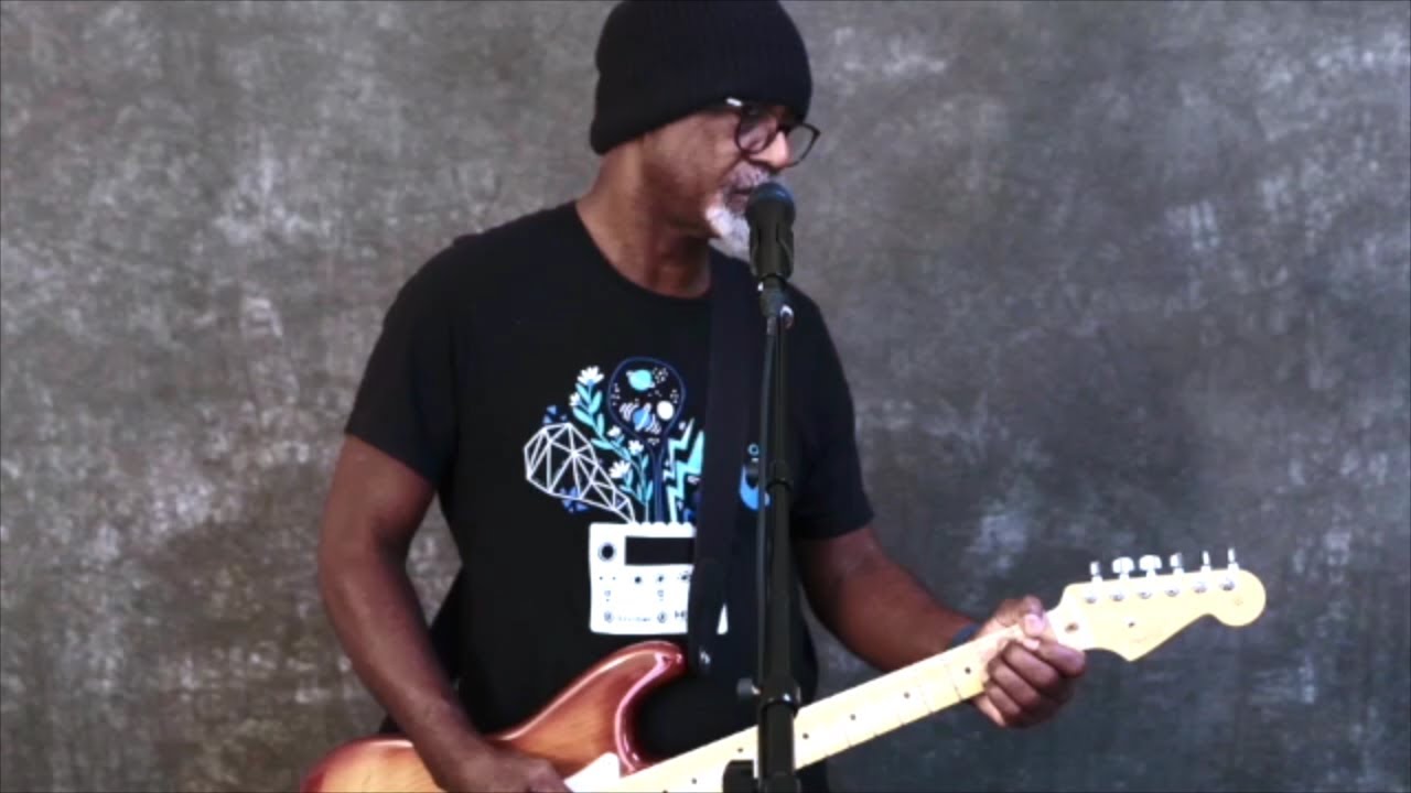 Heart of Gold - (Neil Young, songwriter)