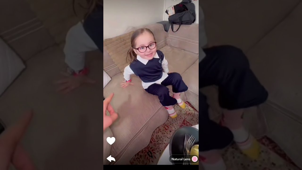 اليوم طلعة شبابيه كرستيانا ومرت كرم تركناهم بالبيت 🤣🤣💔