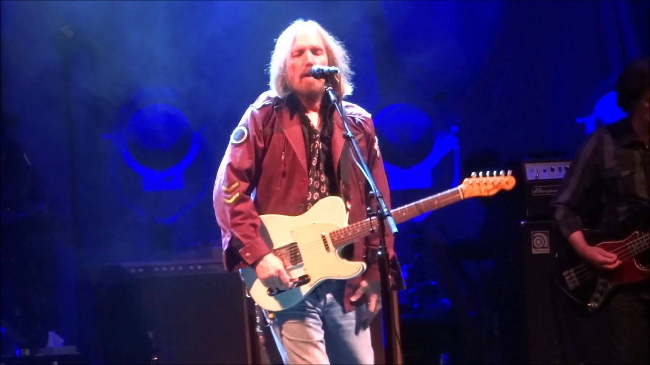 Tom Petty and the Heartbreakers - Woman In Love (It's Not Me) - Darien Lake - September 7,2014