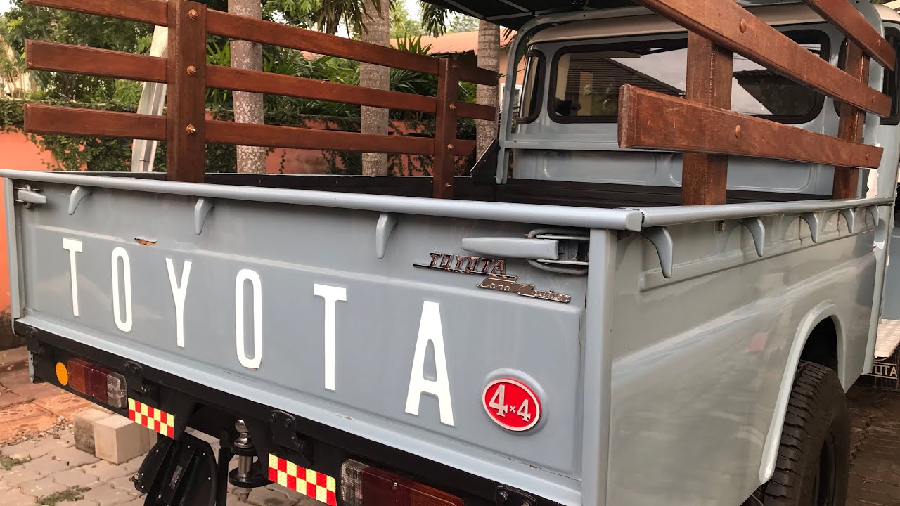 1980 Toyota Land Cruiser FJ45 improved car power system