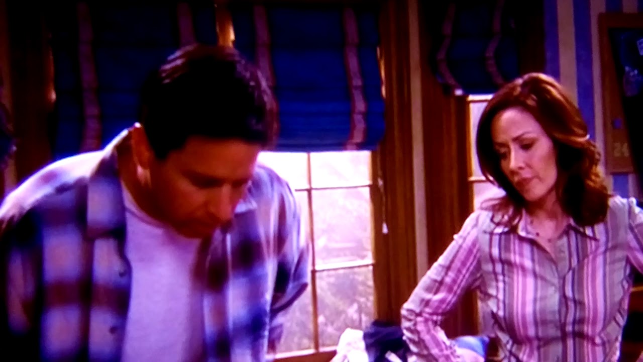 Everybody Loves Raymond Season 8 Episode 3 Part 1