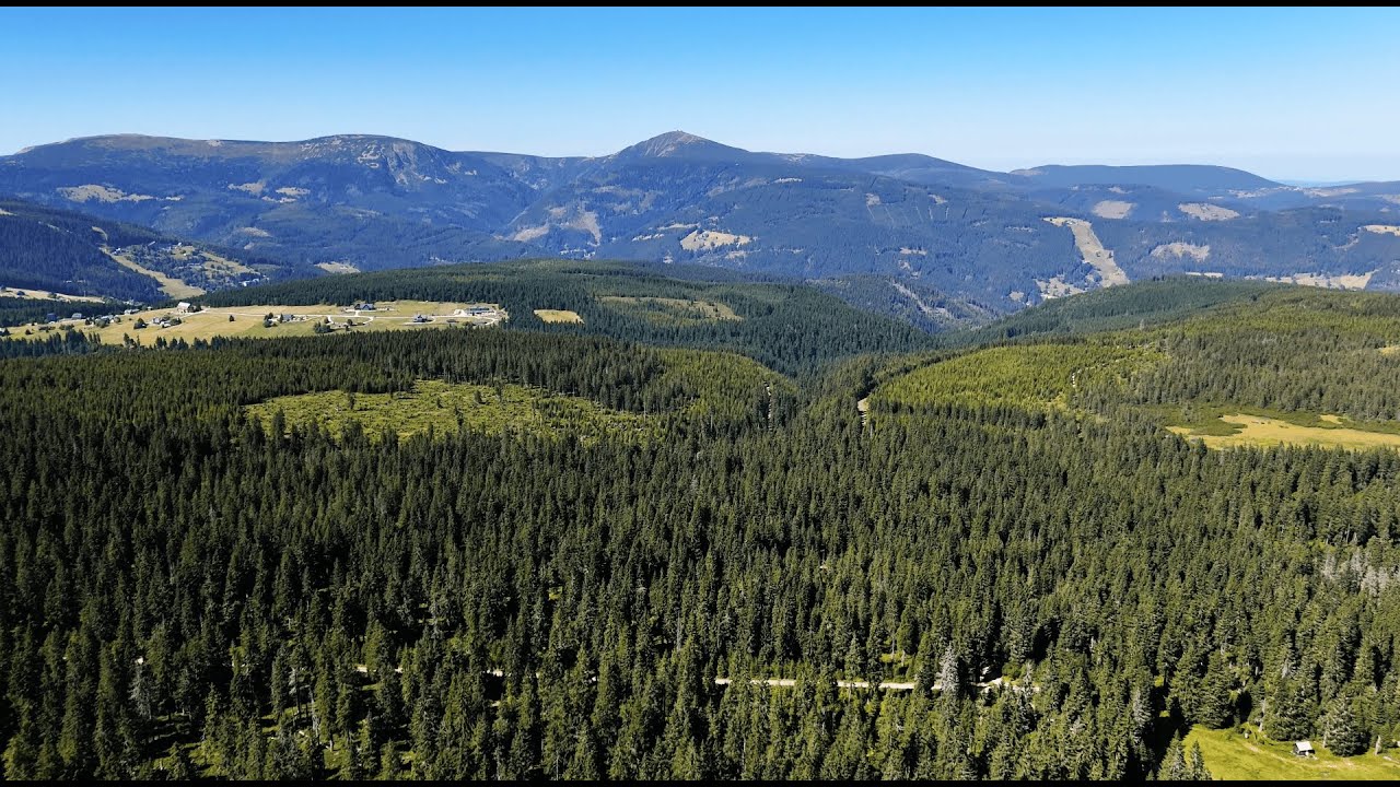 Krkono&scaron;e &ndash; Beautiful Czech Mountains | 4K Drone Cinematic