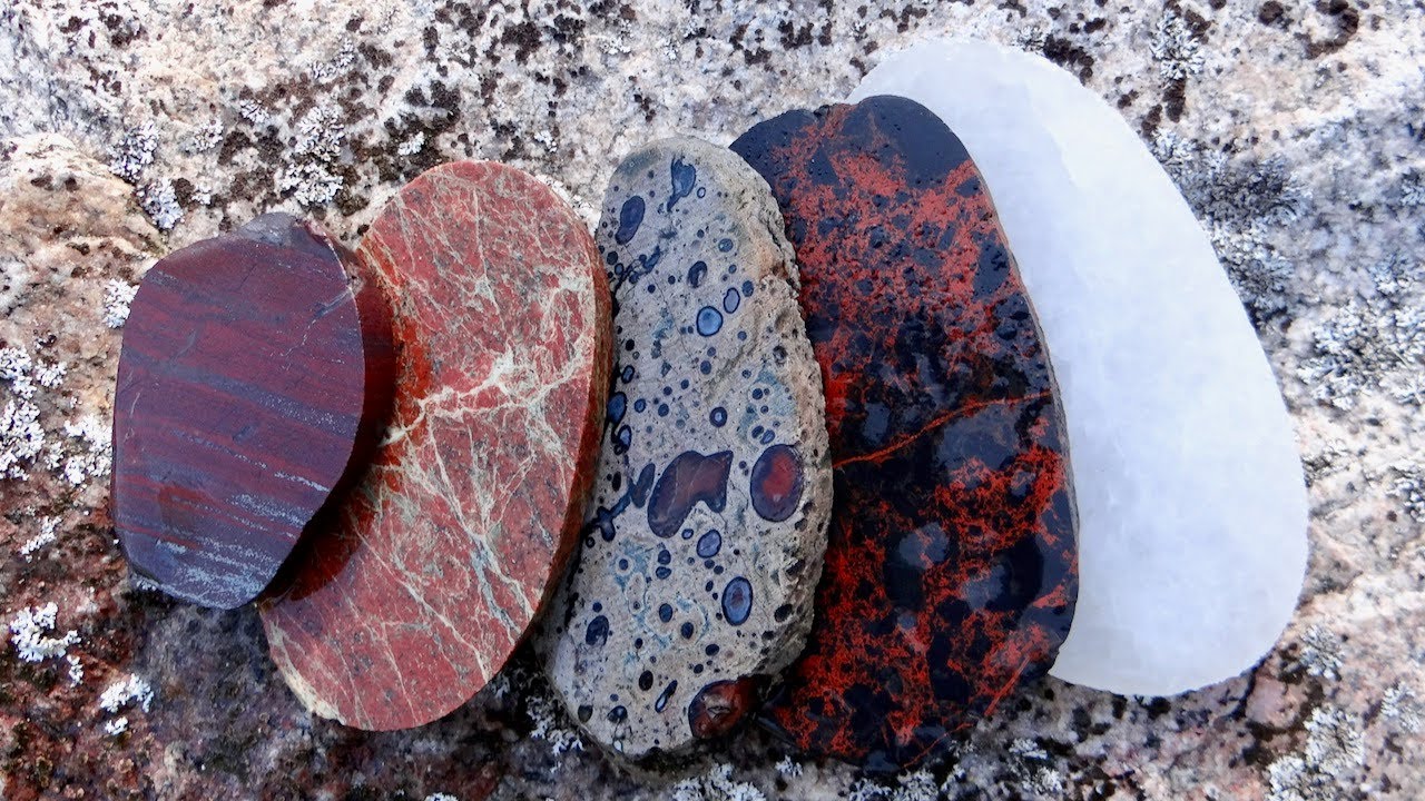 Cutting Lake Superior Rocks 2020