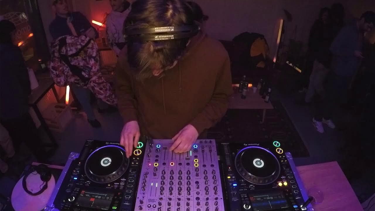 Amok Turns 1 w/ DJ Ux & Marko Rikaloski