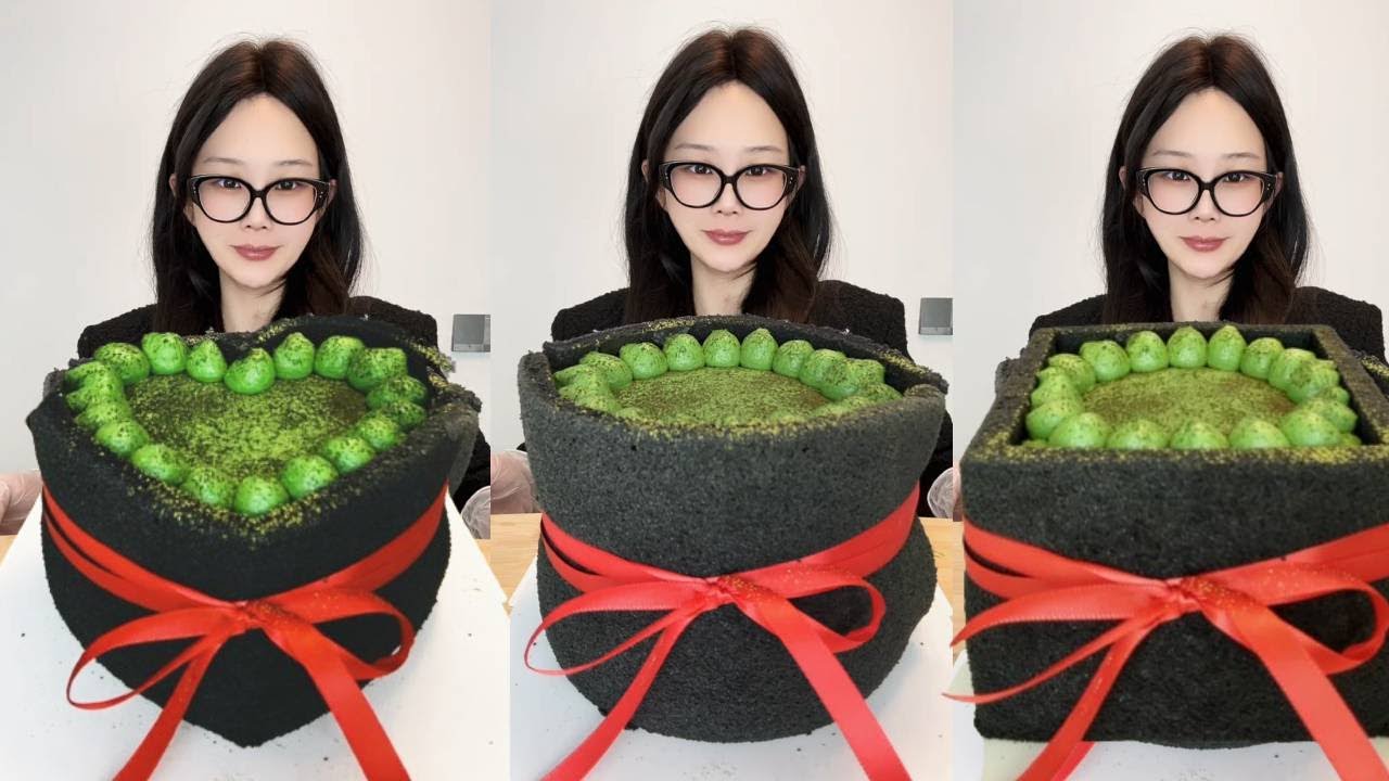 Asmr🍰Eating 🍰 (Soft And Waxy Sound) Heavenly Cake Bites丨Satisfying丨Eatings