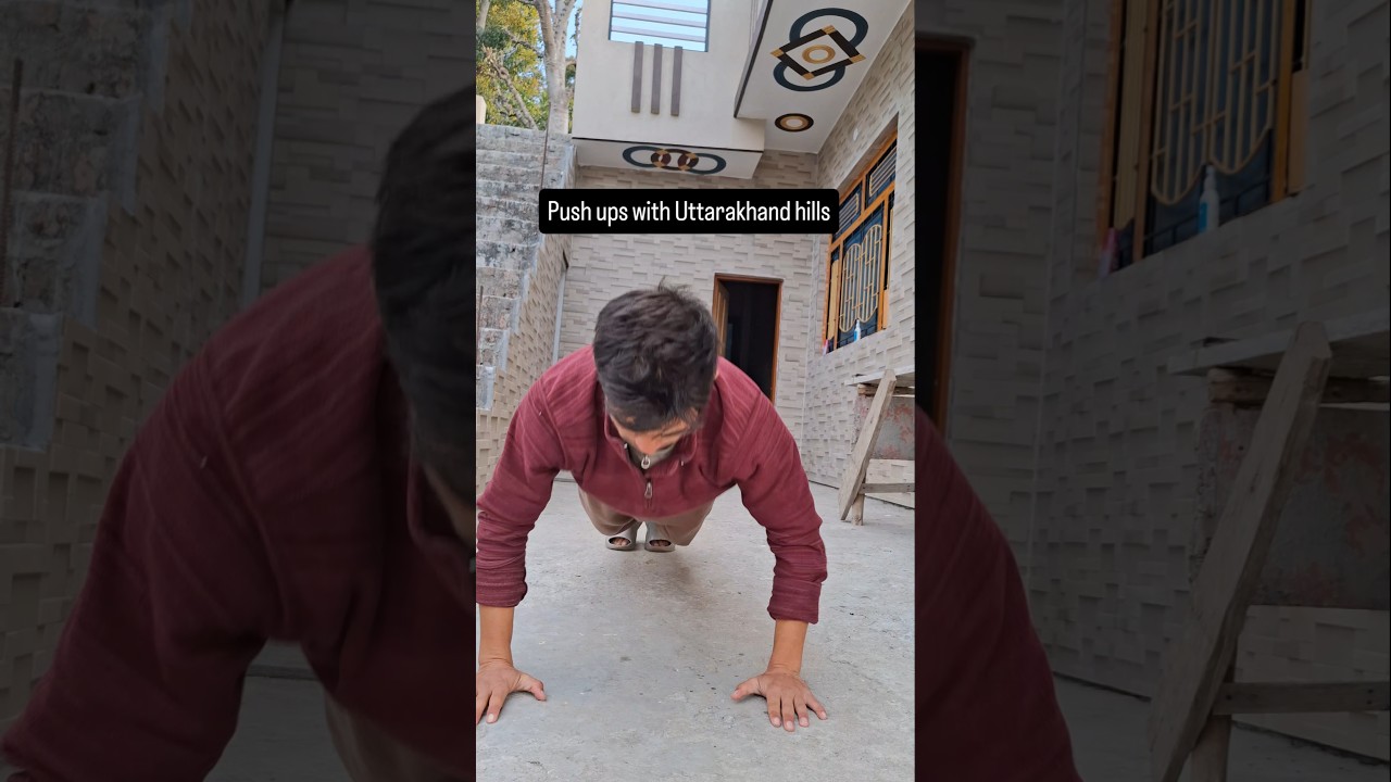 What's your favorite home workout? 💪🏔️  