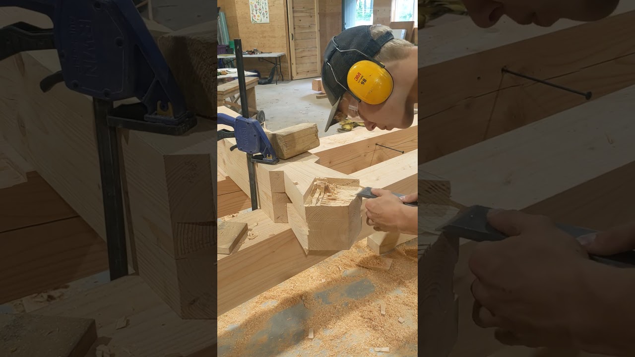 King post notch cut! #timberframe
