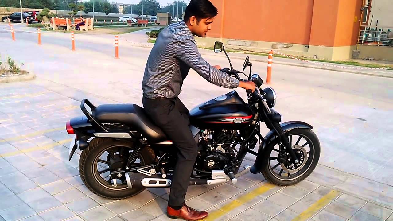 Bajaj Avenger 220 street on road experience
