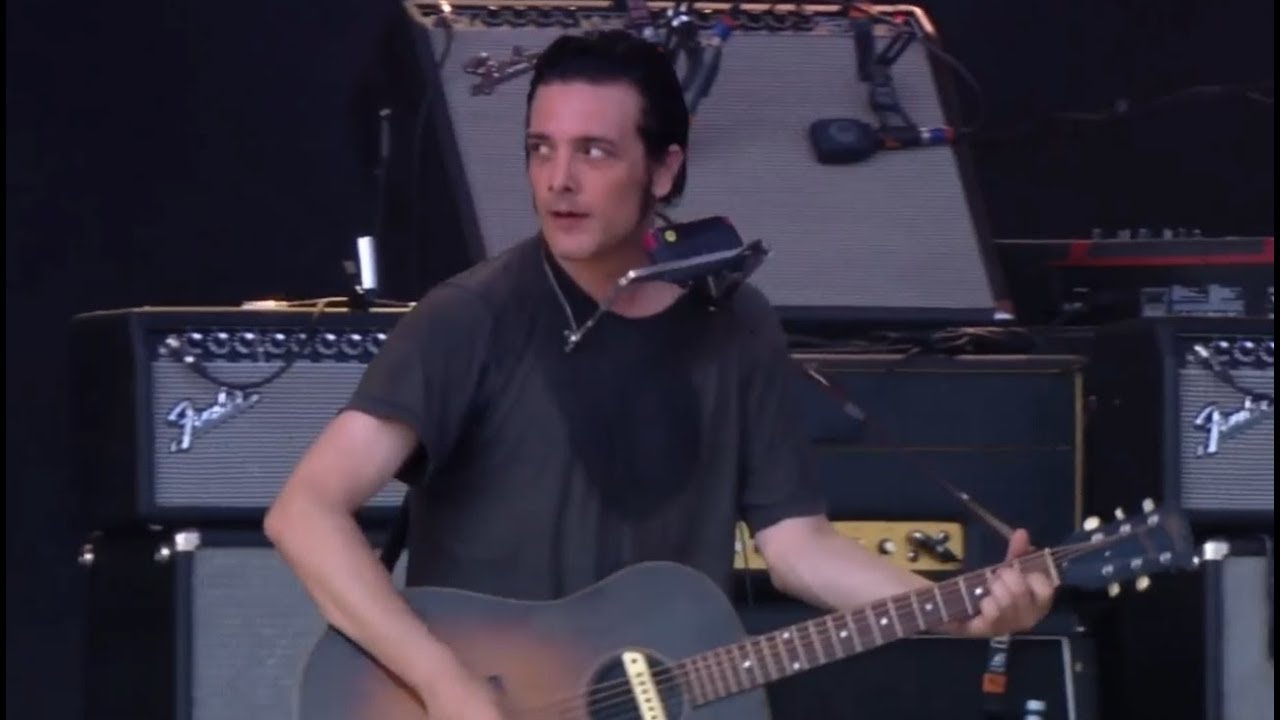 Black Rebel Motorcycle Club - Shuffle Your Feet (Live 2013)