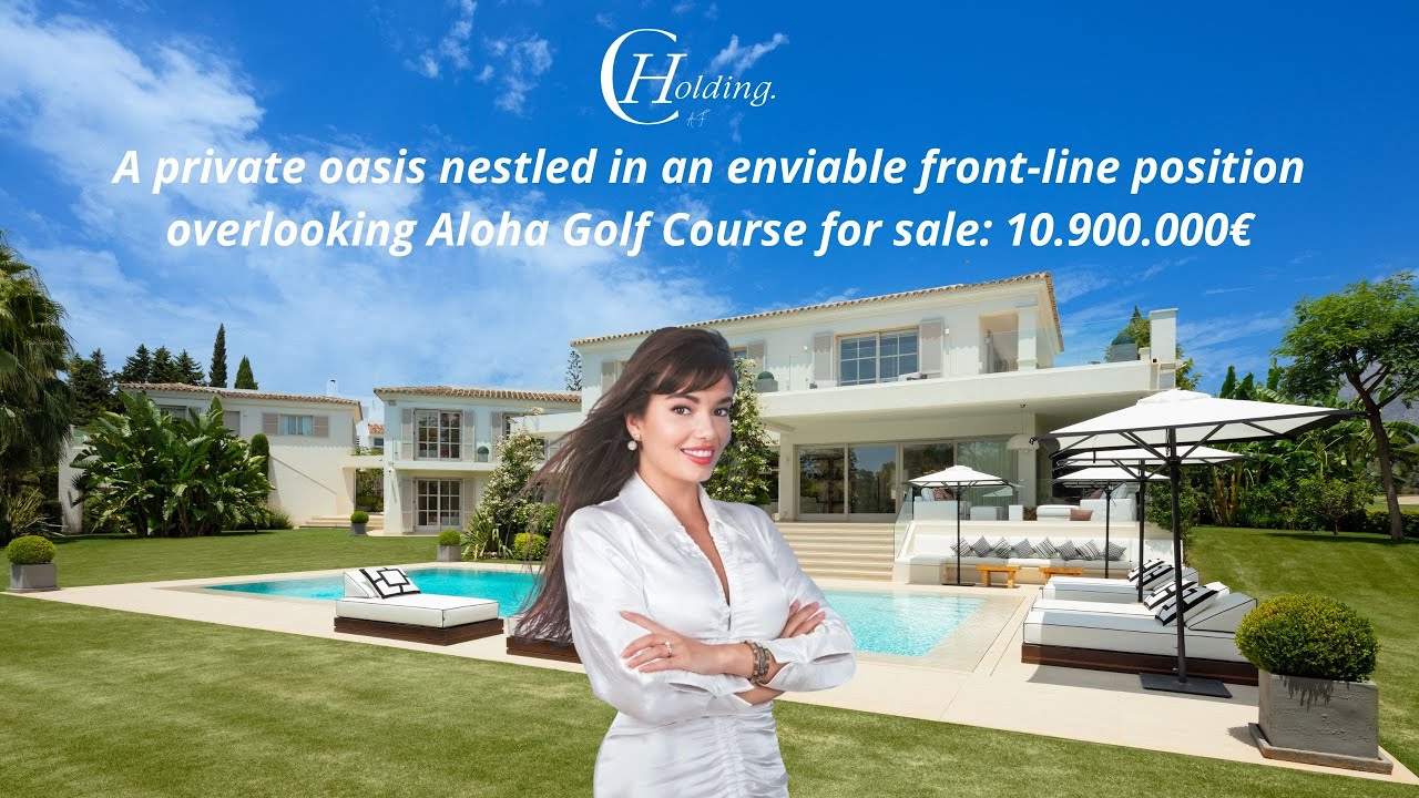 A private oasis nestled in an enviable front-line position overlooking  Aloha Golf Course.