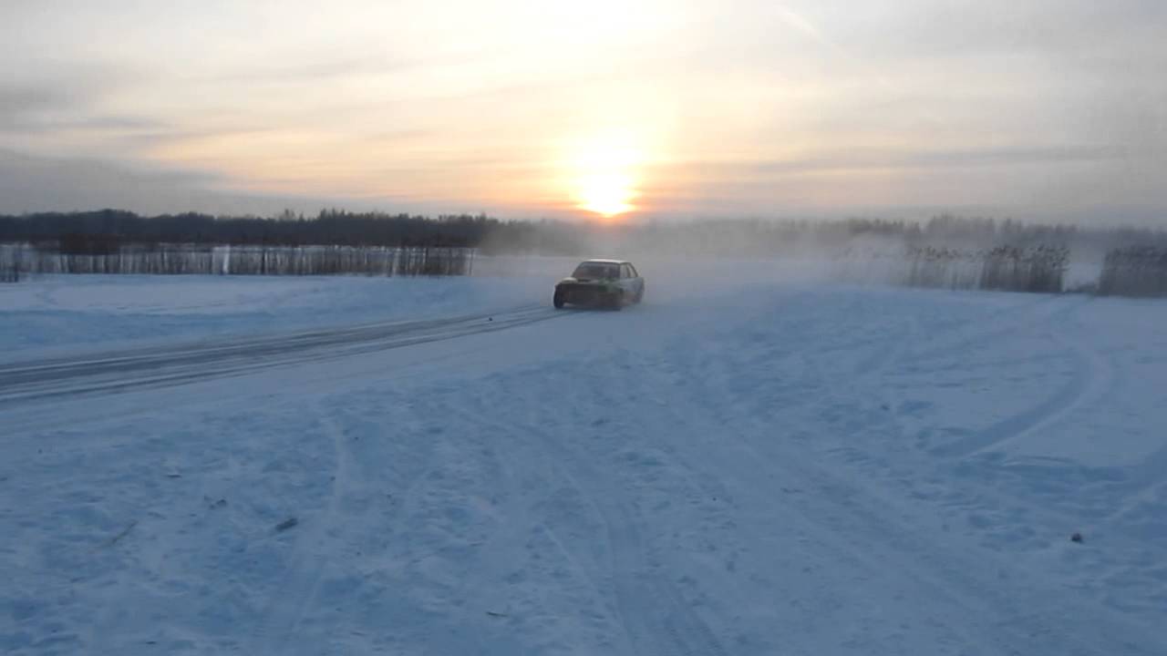 Q8 Racing Drift on ice