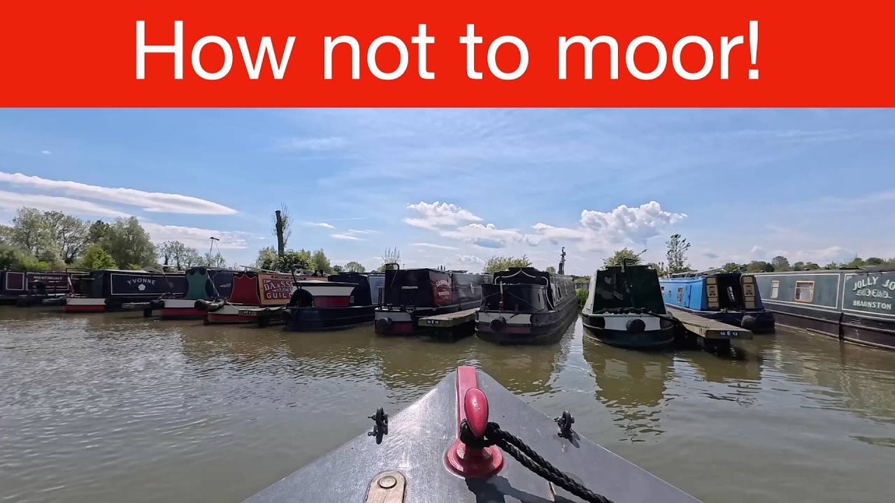 More Mooring Mishaps, Engine Trouble, and Hats - it is all happening on the Oxford Canal (Part 2)