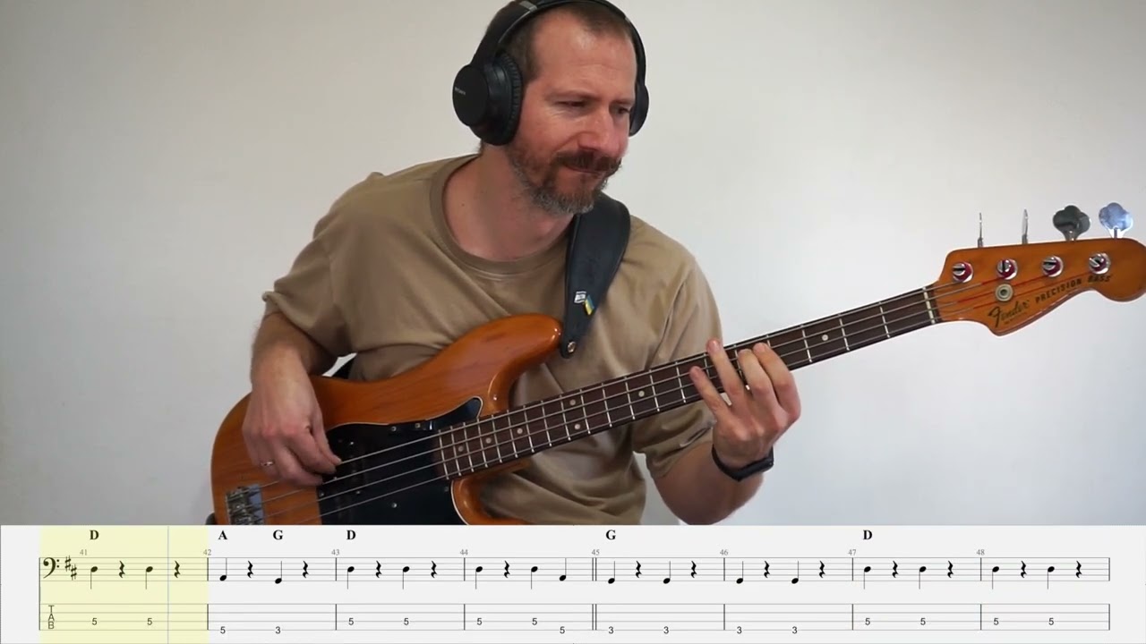 Bad Moon Rising -  Creedence Clearwater Revival (Bass Cover)