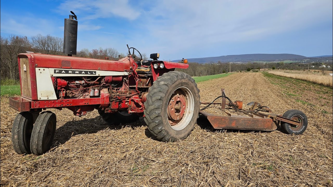workin' with the farmall 706!