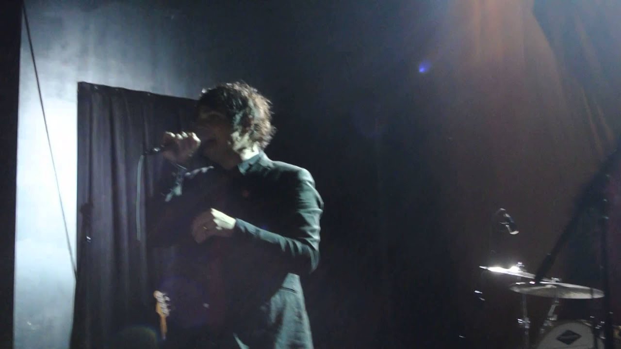 Gerard Way - Hesitant Alien Tour - Don't Try and Piano Jam