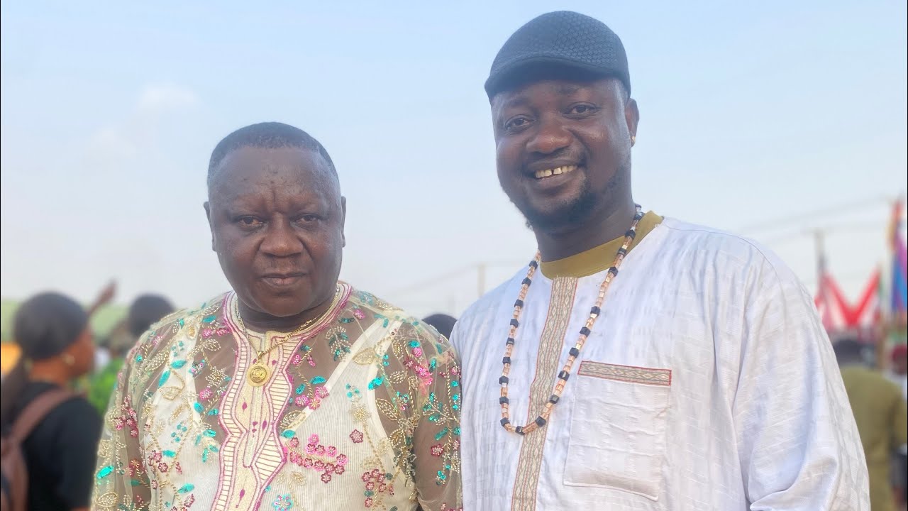 W для Овотора и его беременных жен