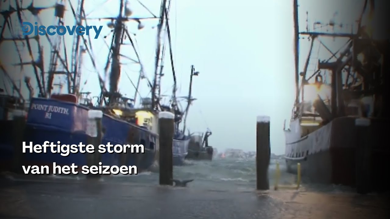 Kapitein Schrikt Wakker Van Storm Op Zee | Deadliest Catch: Lobster Men