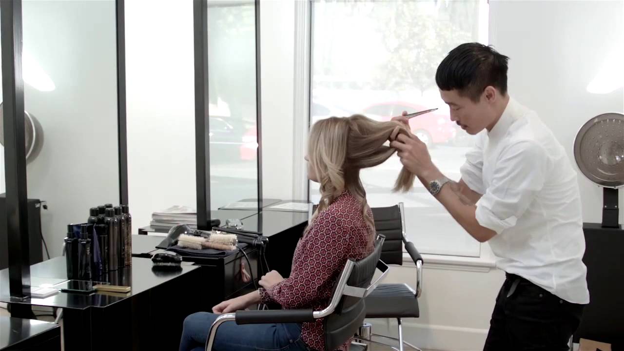 How to Get Perfectly Messy Curls with Celeb Stylist Anh Co Tran