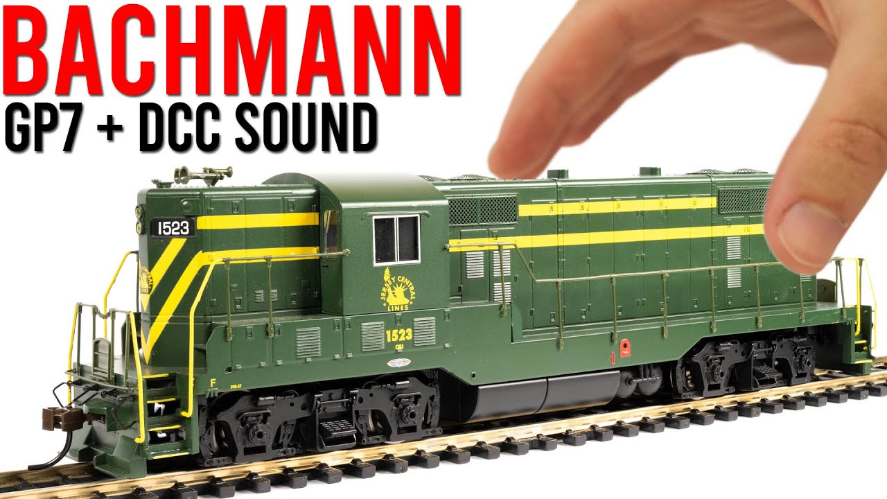 A DCC Sound Loco For £73!? | Bachmann GP7 | Unboxing & Review