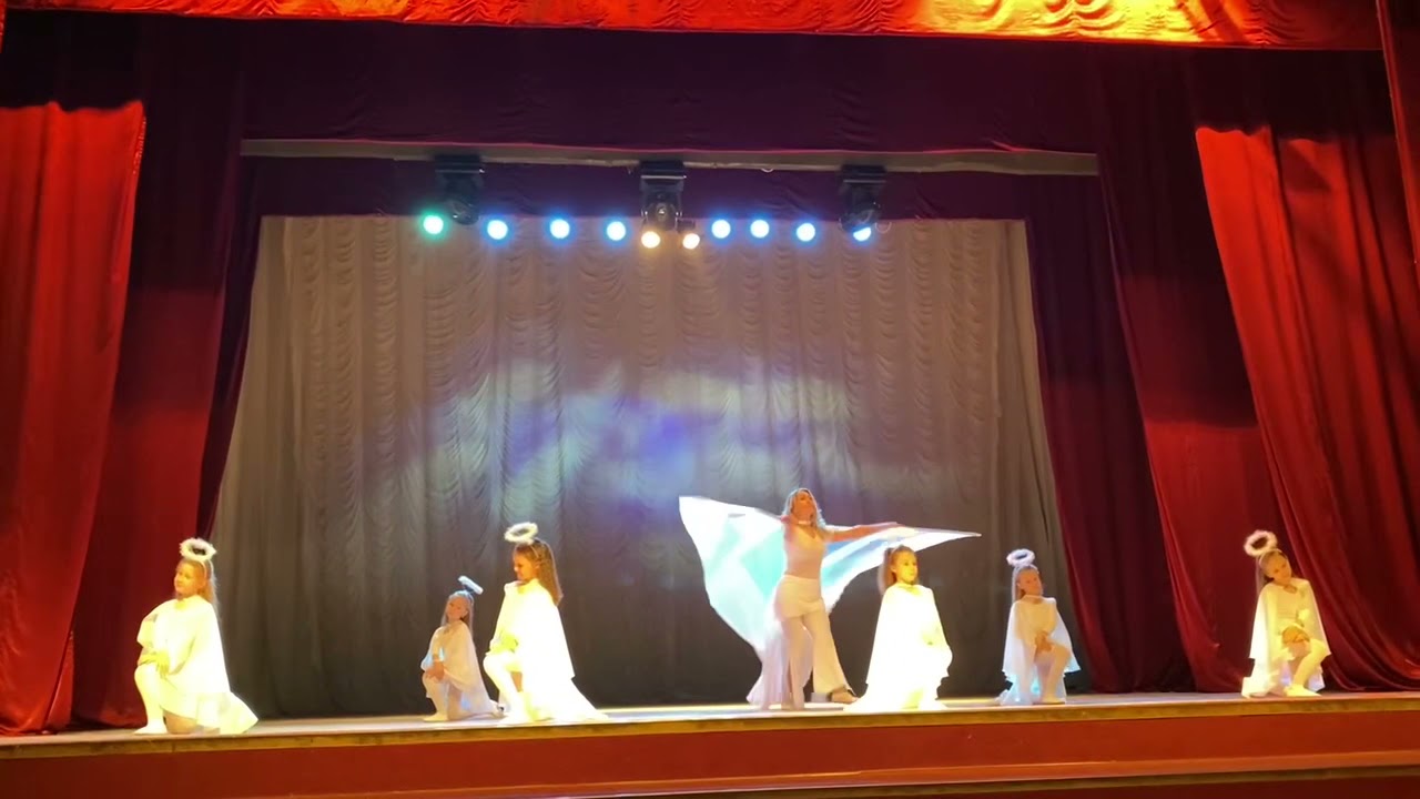 Танец «Белые ангелы»
