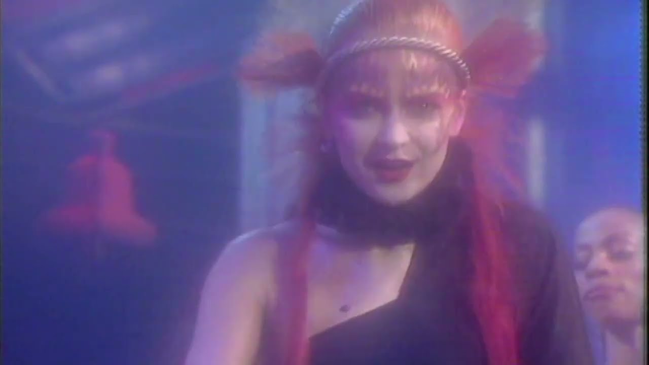 Toyah - It's A Mystery (Top Of The Pops Christmas Party) | #SaturdaySong