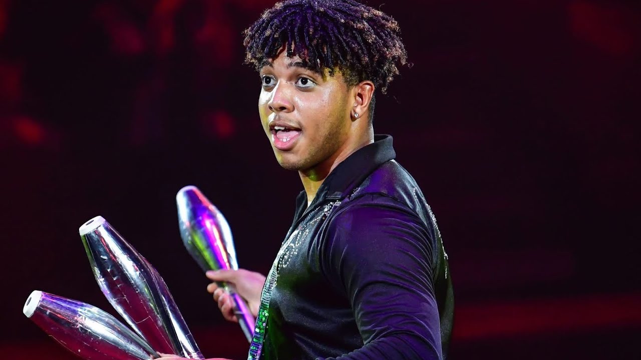 Arnaldo Juggler . Full act at Hippodrome Circus (2024-2025) Spectacular Christmas
