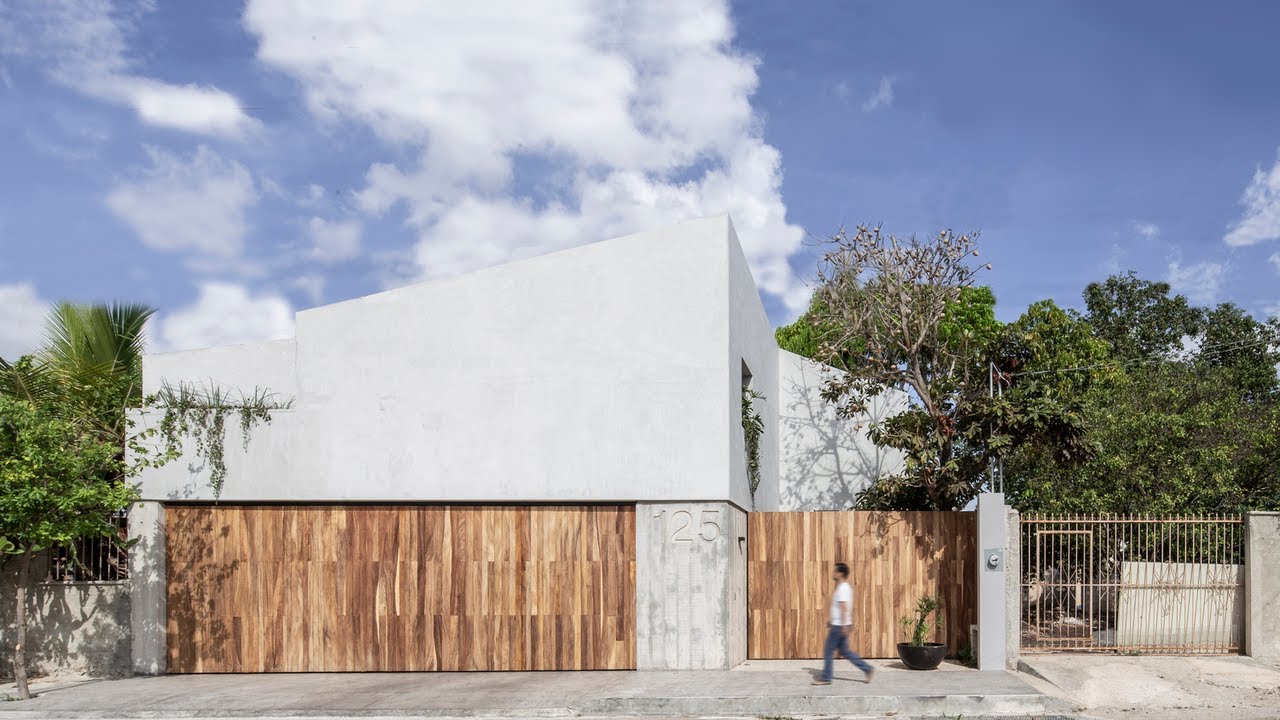 The Art of Simplicity: Inside the 320 m² PDC House, Mexico