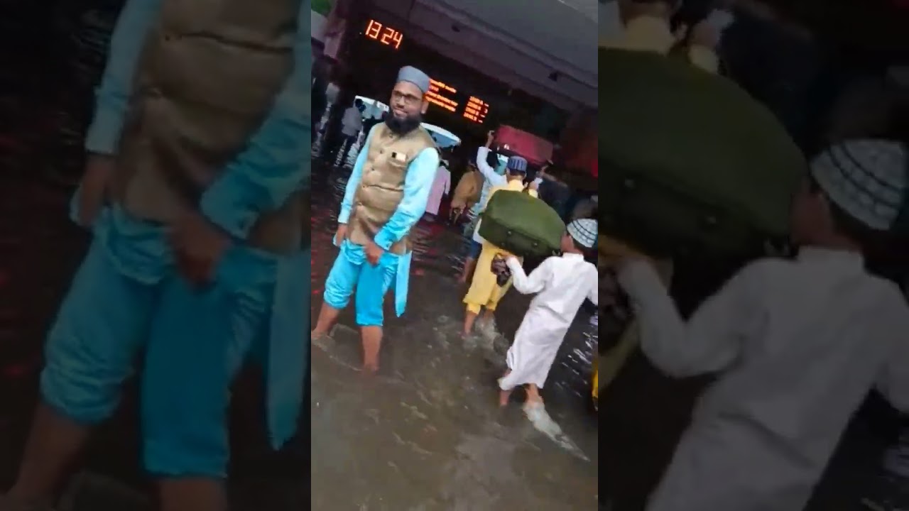 Kazipet  Railway Station 😯# heavy rainfall 🌧️⛈️#  subscribe my channel 🔔👍 for more updates