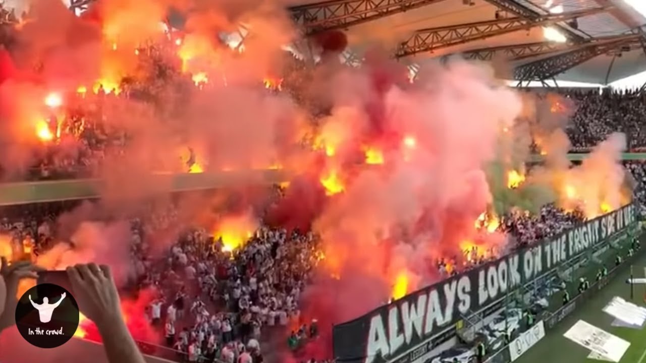 English and European football fans - best atmosphere [HD]