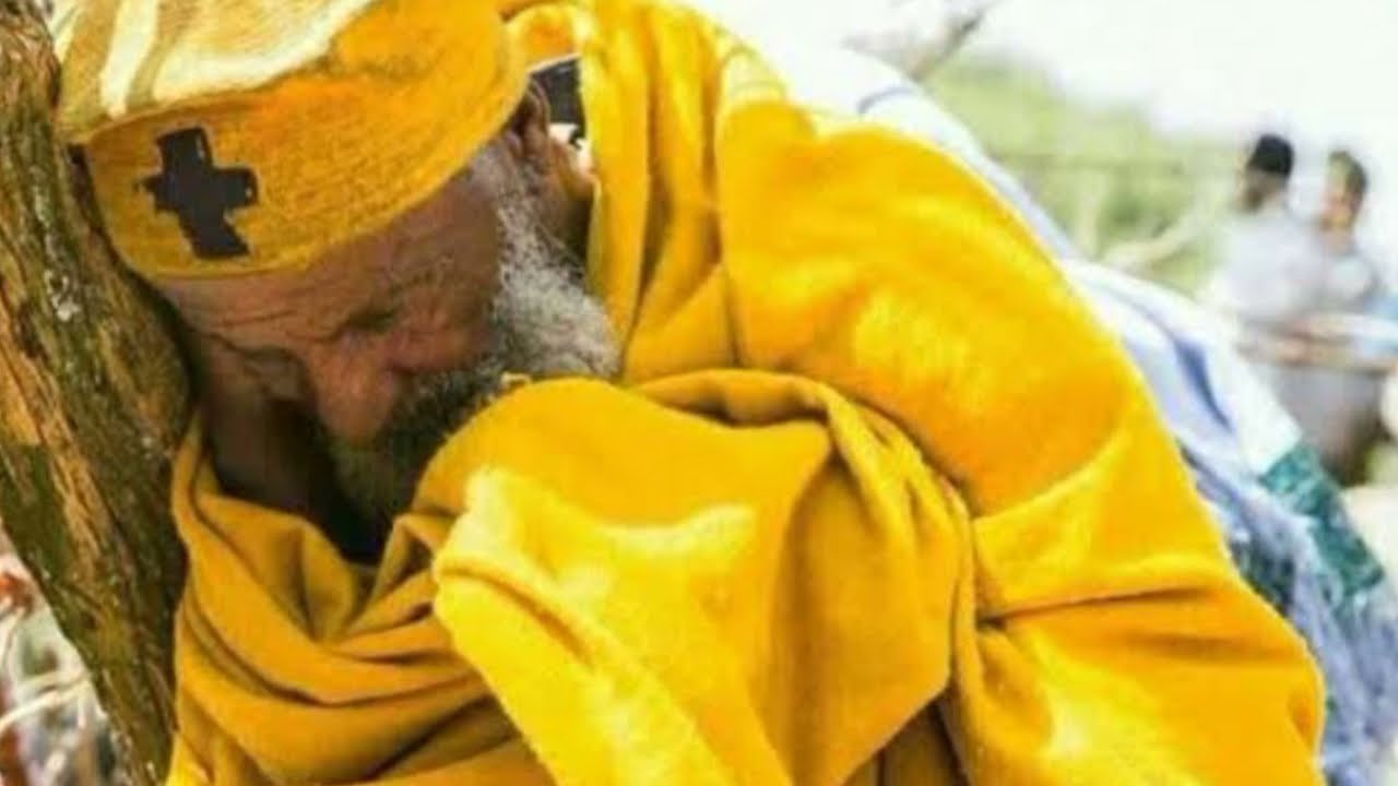 ልብን የሚነካ ድንቅ የንስሀ ዝማሬ መውደቄን ተመልከት        የቆሎ ተማሪው ዘማሪ መሪጌታ ብሩክ ጌትነት ሸርርርርር