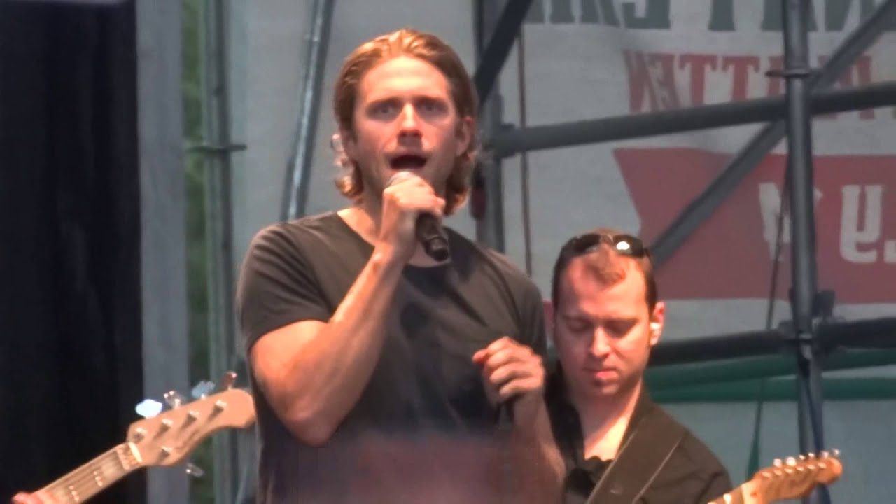 Aaron Tveit - Goodbye (Catch Me If You Can) (Live @ Elsie Fest 2015)