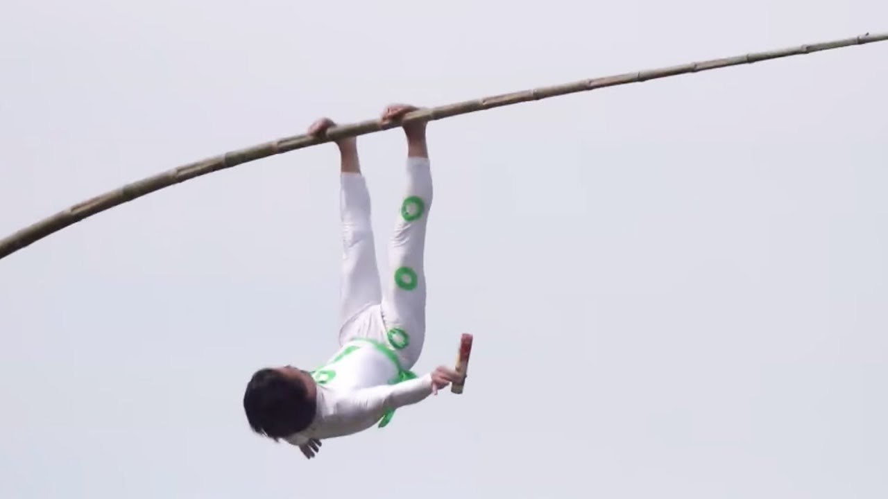 Humilié, cet acrobate chinois relève le défi ! - ZAPPING NOMADE