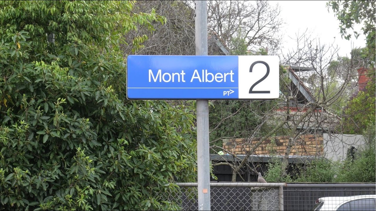 Trains at Mont Albert Station + Mont Albert Rd level crossing update