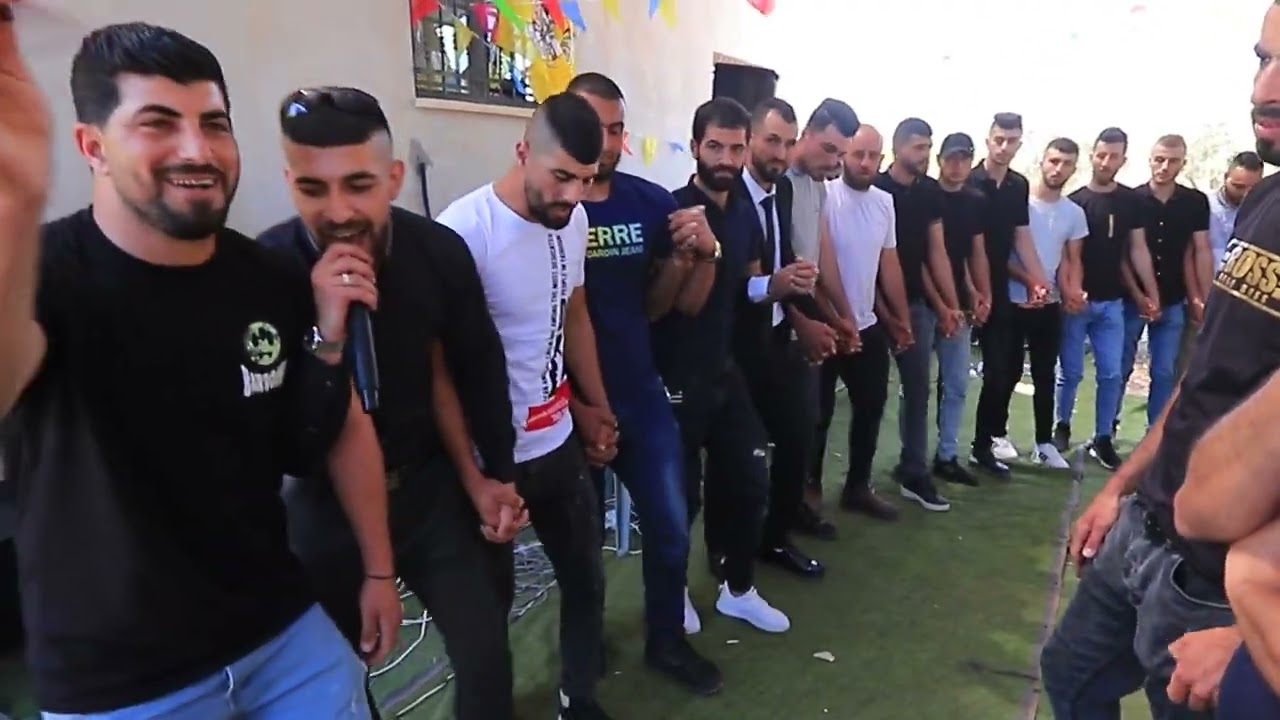 دبكة من حمام العريس عمر ياسين دير ابو ضعيف والفنان مهاب السويطي