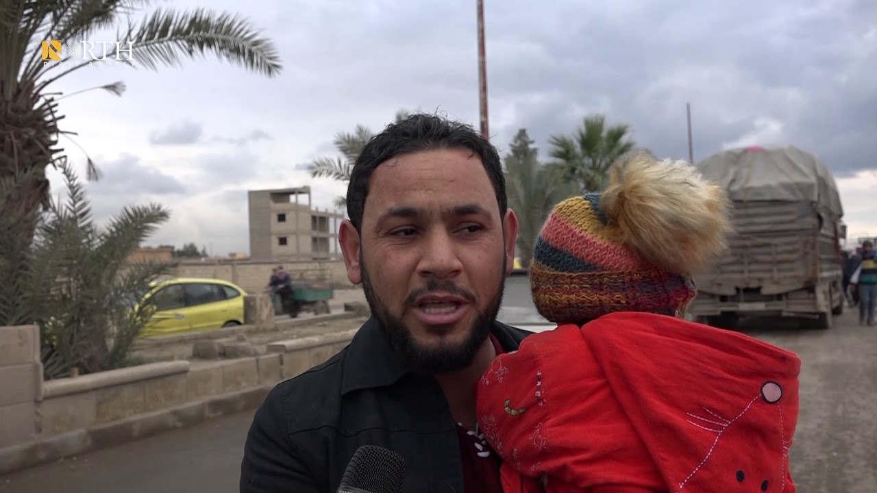 الرقة- البائعون في سوق الجمعة يتحدثون عن أوضاعهم المعيشية في ظل ارتفاع الدولار- نورث برس