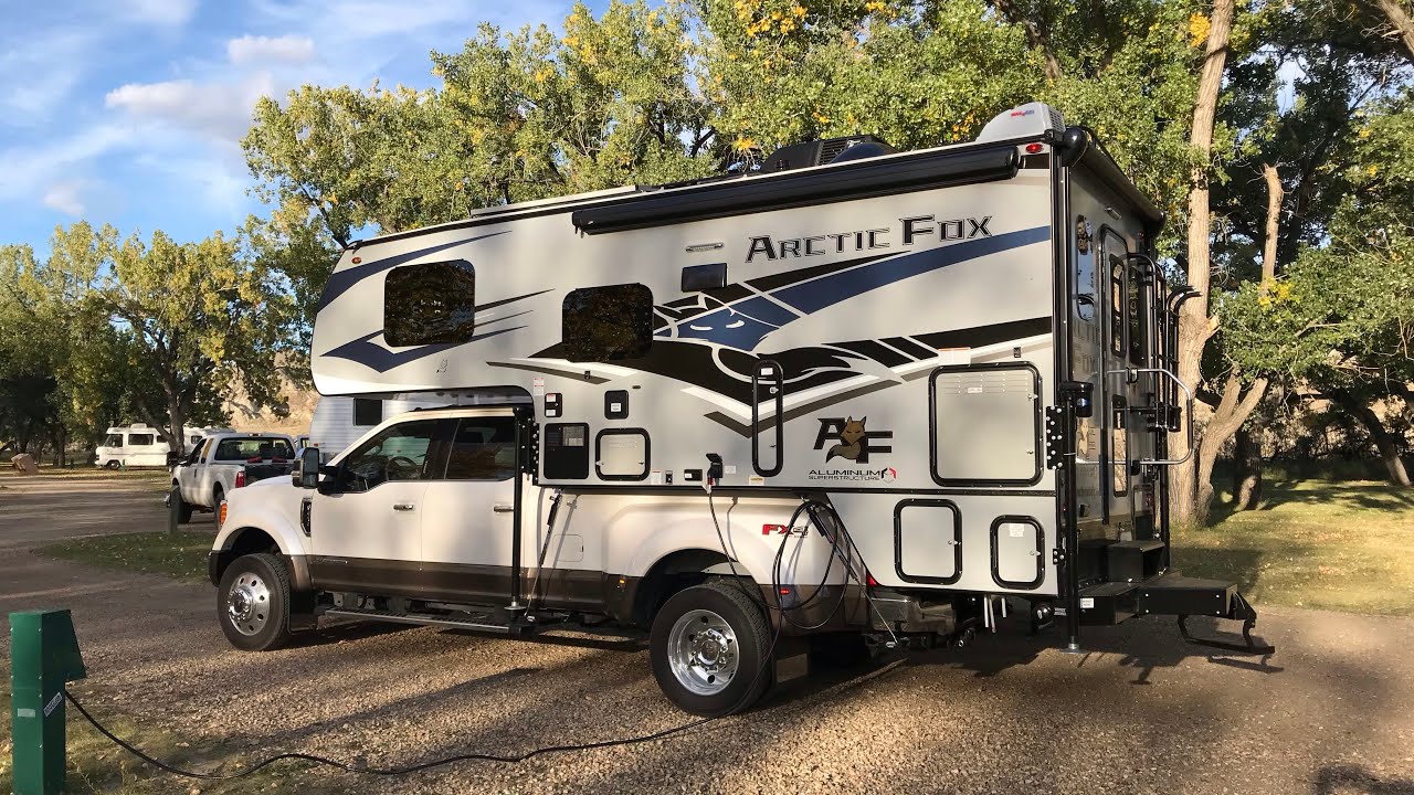 2022 Arctic Fox 1150 truck camper on an F450