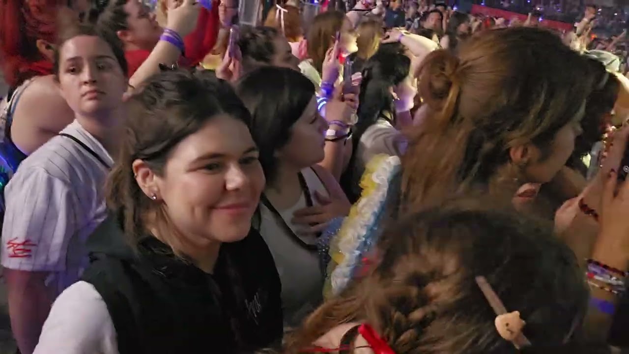 Stray Kids Dominate Tour in Arlington Day 1 - Encore Finale: Chk Chk Boom +  Get Lit 